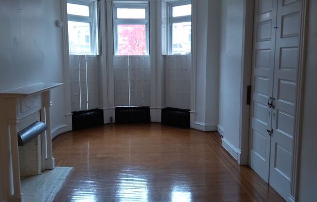 2833 St. Paul St.