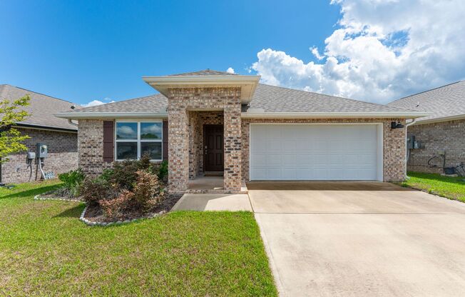 All-brick 4 Bedroom South of I-10!