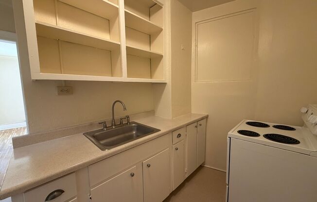 1 bed, 1 bath, 545 sqft, $1,295, Unit 303