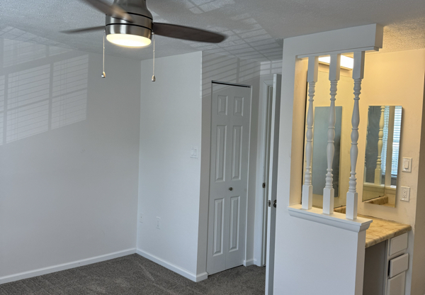 7005 LAFAYETTE SQ