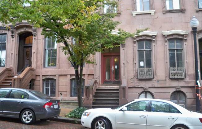 22 E Mt. Vernon Pl.