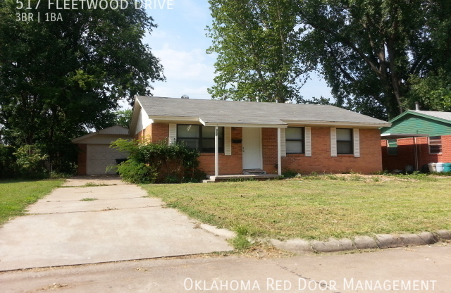 517 FLEETWOOD DR