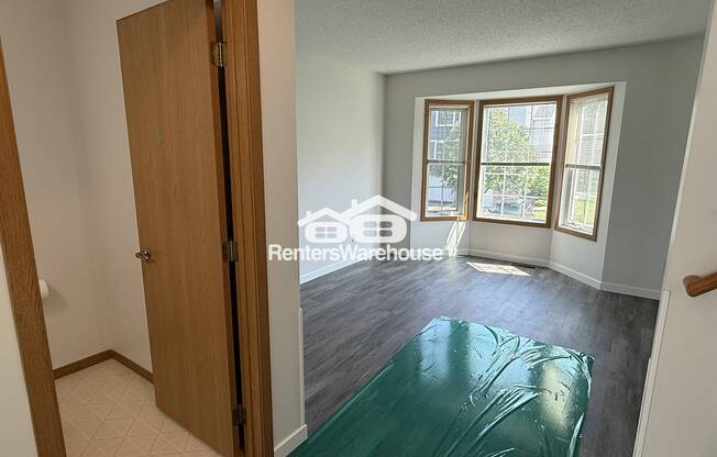 15573 FLIGHT WAY