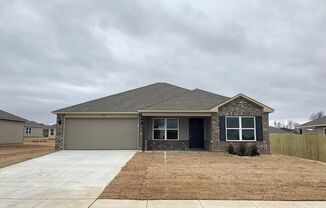 4 bedroom 2 bath home in East Siloam Springs