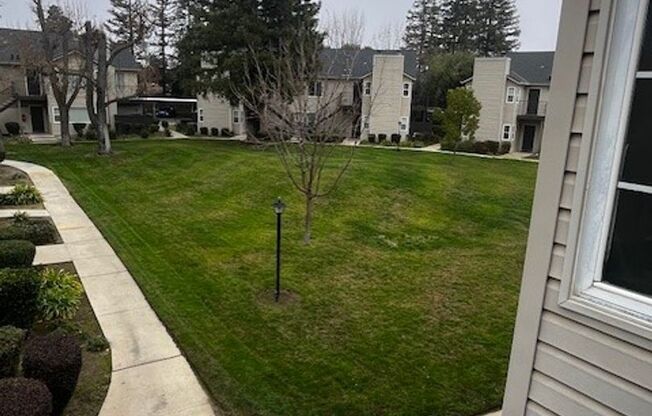2 beds, 1 bath, 825 sqft, $1,860, Unit 231