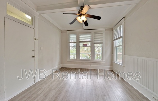 2743 VERNON TER