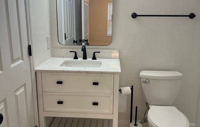 2 beds, 2 baths, $1,700