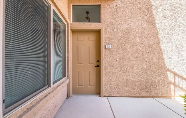 Beautiful ground-floor 2-bedroom, 2-bath condo available for rent in the gated Sunset Cliffs community in Southwest Las Vegas!