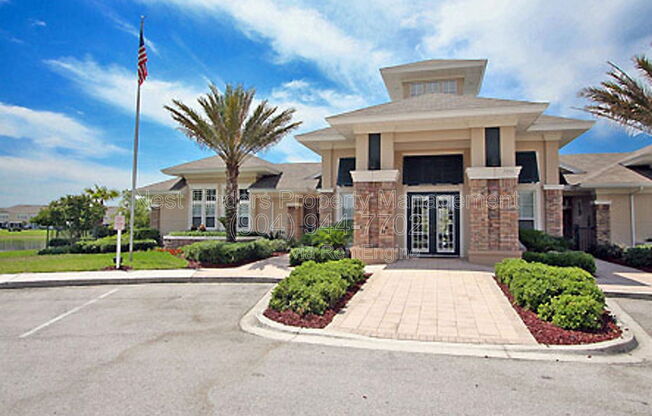 2 beds, 2 baths, 1,050 sqft, $1,350, Unit 912