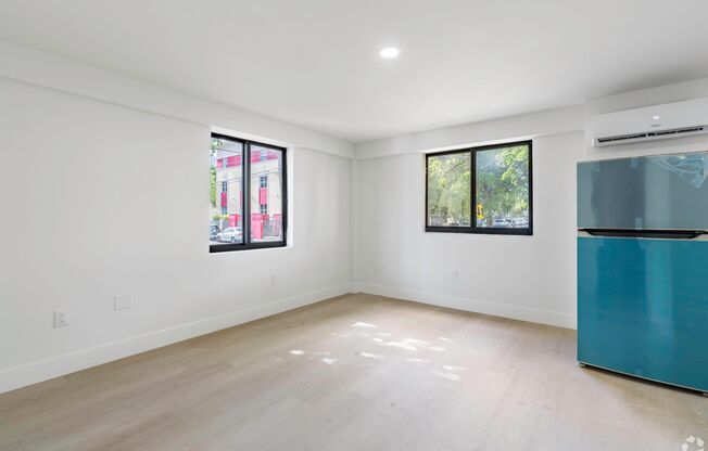 New building leasing now — first 10 studios at launch price from $1,500/mo! / ¡Nuevo edificio ya en arriendo — primeros 10 estudios a precio de lanzamiento desde $1,500/mes!
