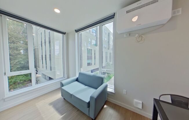 Studio, 1 bath, 314 sqft, $1,250, Unit 306
