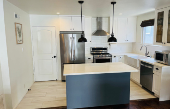 39 MAYFIELD AVE