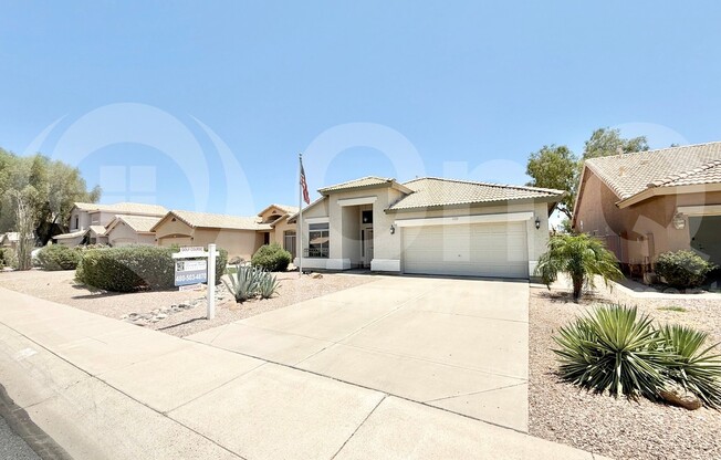 1523 E BLACK DIAMOND DR