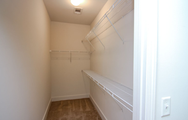 2 beds, 2 baths, 1,103 sqft, $1,675