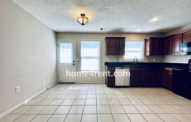 2 beds, 2 baths, $1,499