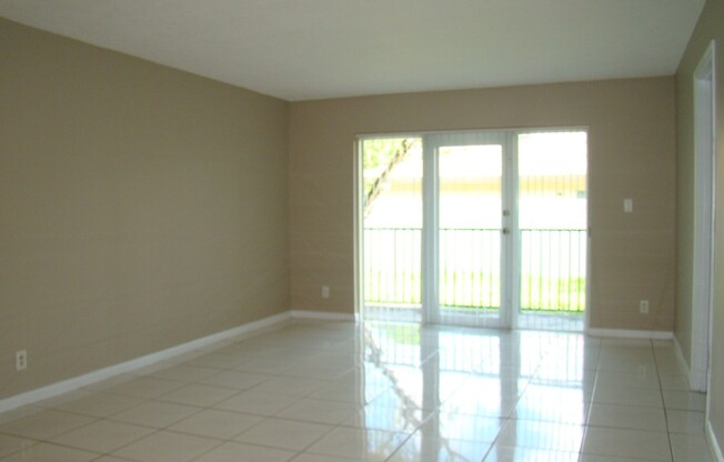 Now Leasing – 1 Month FREE!