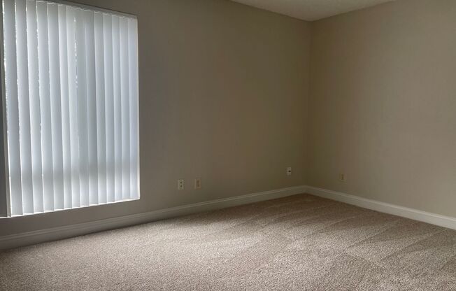 Courtyard Apartments