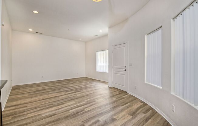 2 beds, 2 baths, 1,034 sqft, $2,995, Unit 505