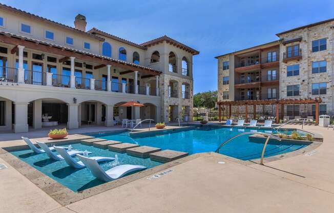 Relaxing pool with tanning ledge