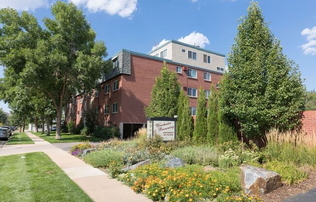 1 bed, 1 bath, 440 sqft, $1,290, Unit #301