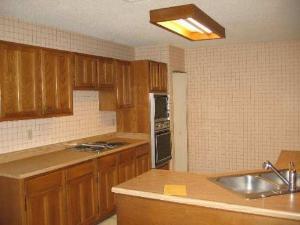 4 beds, 2 baths, $1,700