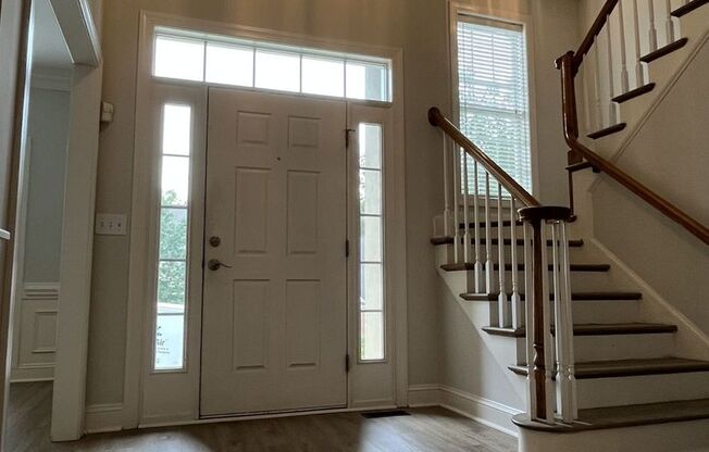 Refreshed 4 Bed home in Ballantyne