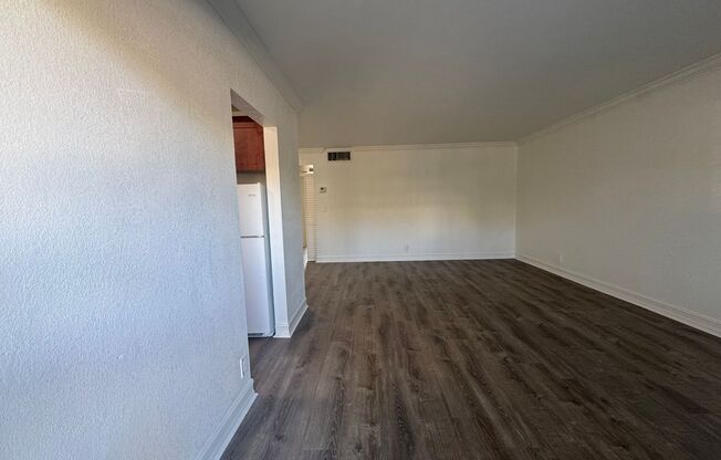 1 bed, 1 bath, 650 sqft, $1,595, Unit 208