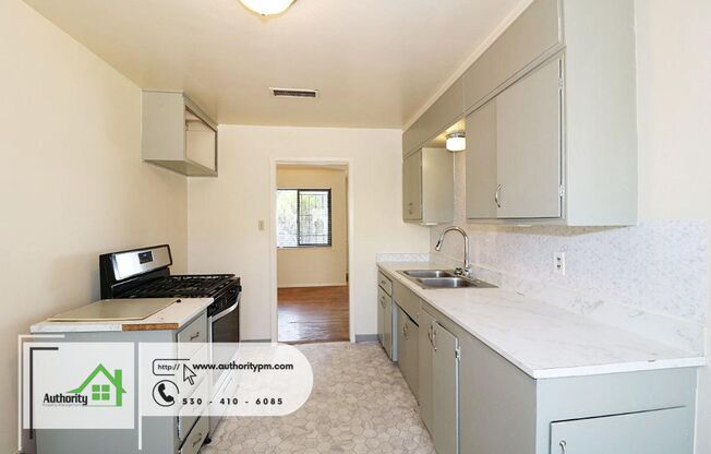 3 beds, 1 bath, $1,695