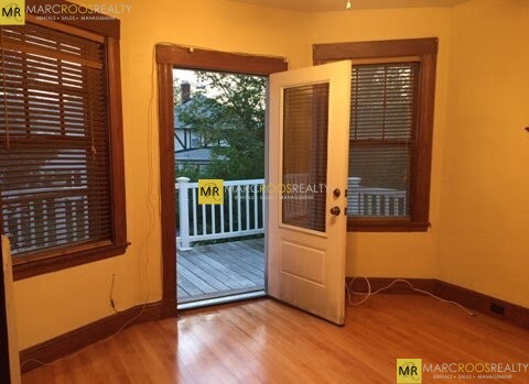 111 RUSSETT RD