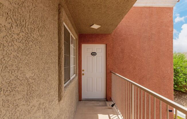 NEW APPLIANCES!  EXCELLENT CONDO IN GATED COMMUNITY LOCATED NORTHEAST OF LAS VEGAS*HCVP CONSIDERED!!