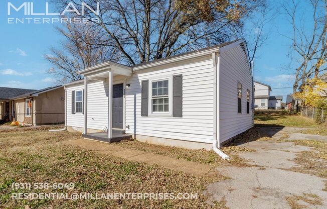 Cozy 2-Bedroom with Outdoor Space & Everyday Convenience