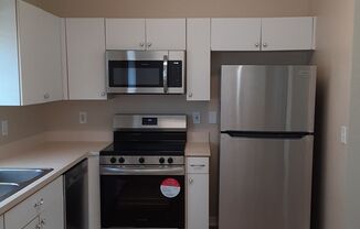 3 beds, 2 baths, $1,695