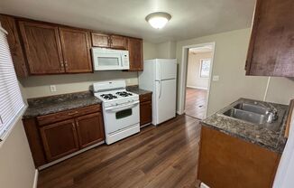 2 beds, 1 bath, $1,125