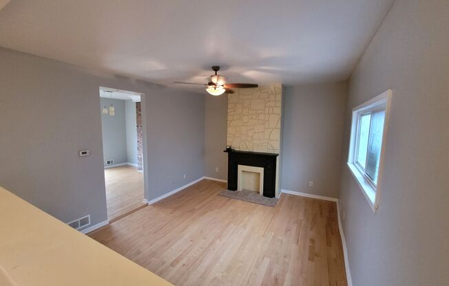 Beautiful 2 Bedroom Home in South Side - Coming soon!