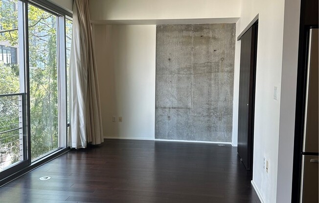 1 bed, 1 bath, 710 sqft, $2,500, Unit 613