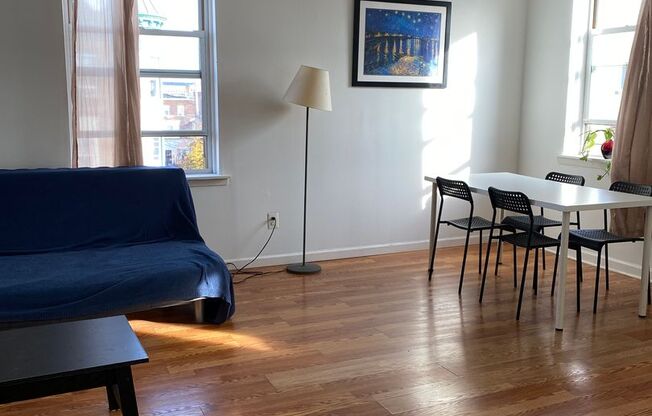 2 beds, 1 bath, $1,540, Unit 648 N 33rd St B - Whole Unit