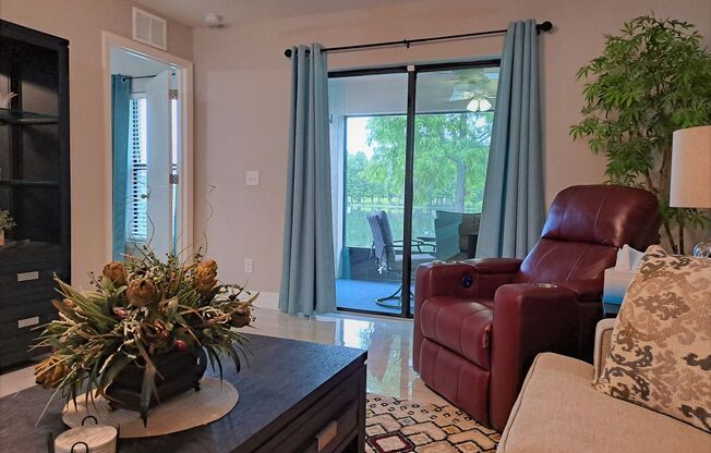 Lovely Waterfront 3/2 in Villages at Bridgewater