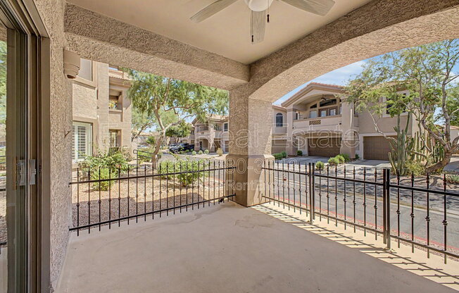 2 beds, 2 baths, 1,299 sqft, $1,895, Unit Unit 1186