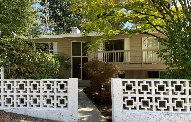 Bellevue 4bed 3bath + Den with extra storage and garage.