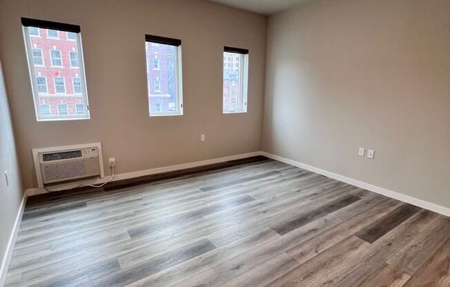 Studio, 1 bath, 403 sqft, $1,375, Unit 6-G (ADA)
