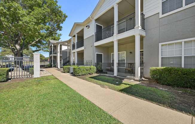 our apartments offer a walkway to the apartments for rent