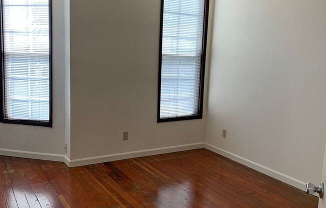 1 bed, 1 bath, $1,125, Unit 6