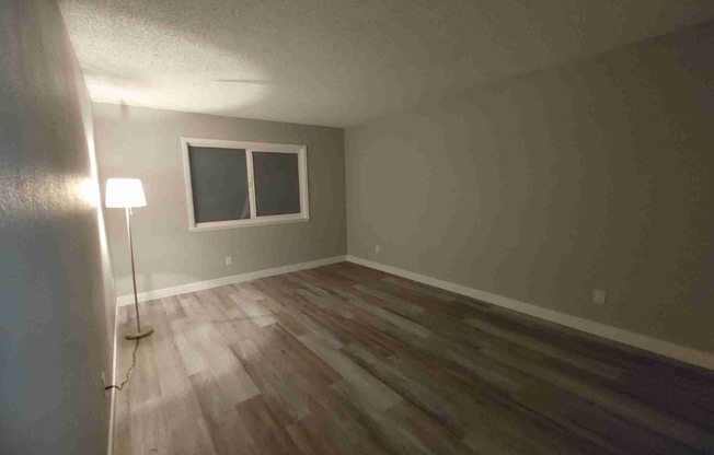 705 CTR ST