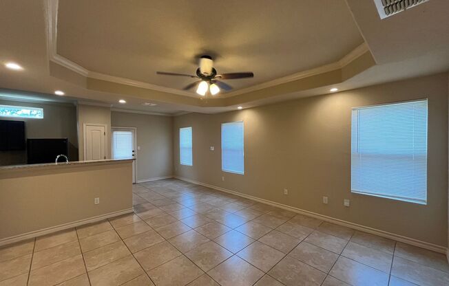 6630 Mia Way #101, San Antonio, TX. 78233