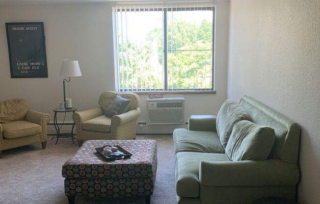 1 bed, 1 bath, 665 sqft, $1,145, Unit 110