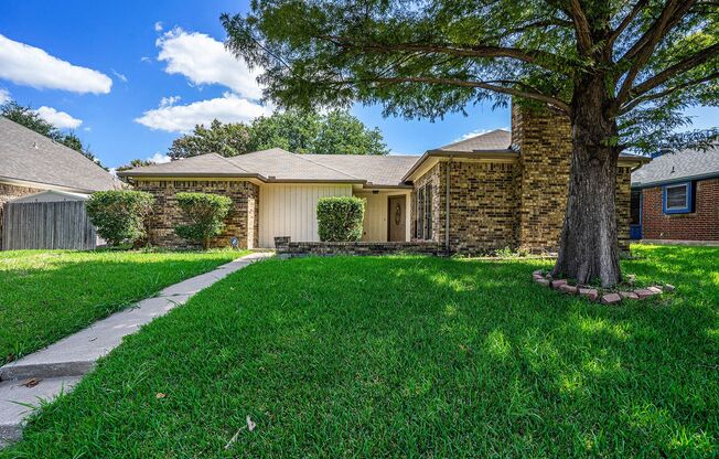 Handsome, Brick Home in Rowlett