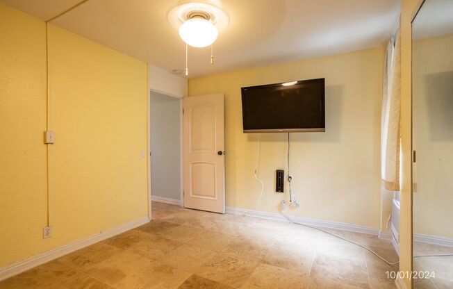 1 bed, 1 bath, $2,200, Unit Unit #511