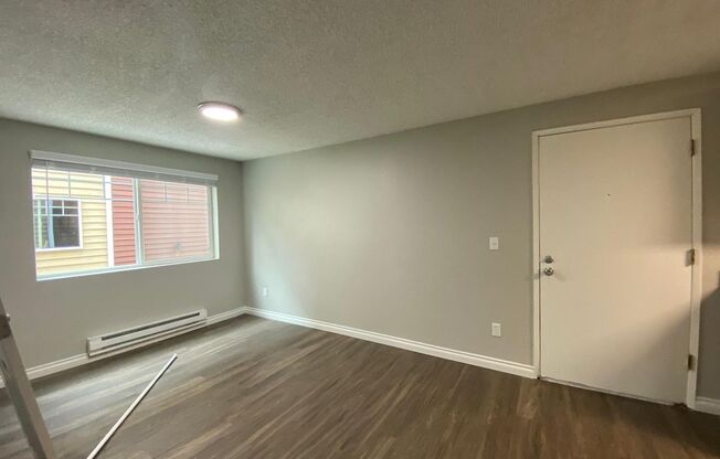 3 beds, 2 baths, 643 sqft, $1,950, Unit C205