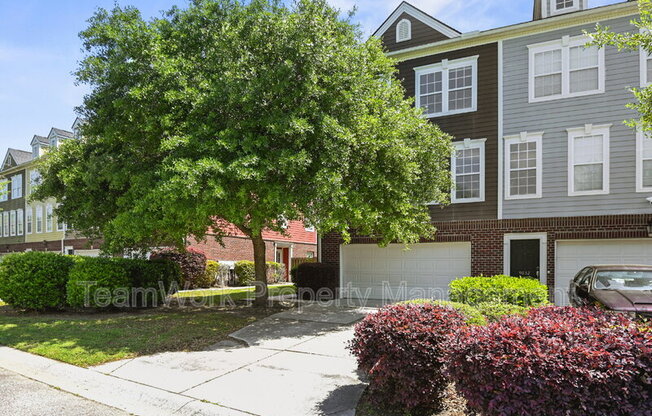 9034 PARLOR DR