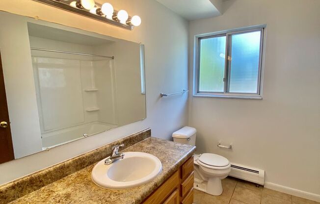 1 bed, 1 bath, 800 sqft, $1,145, Unit 36